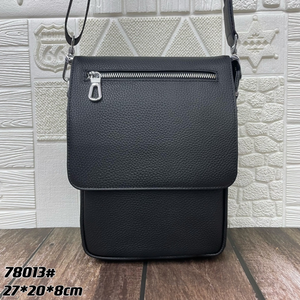 スーパーコピーブランドバッグ正面デザイン